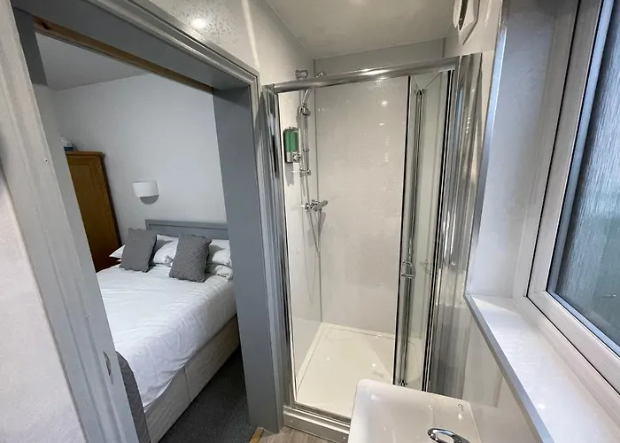 Quaysiders Lakes - Quaysiders Club